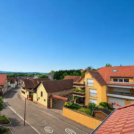Apartamento With Balcony And Parking In